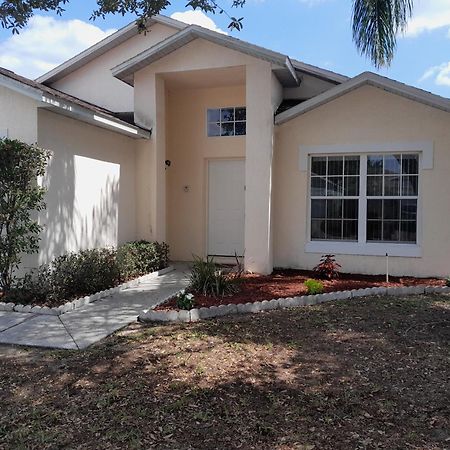 Three-Bedroom House In Clear Creek オーランド エクステリア 写真
