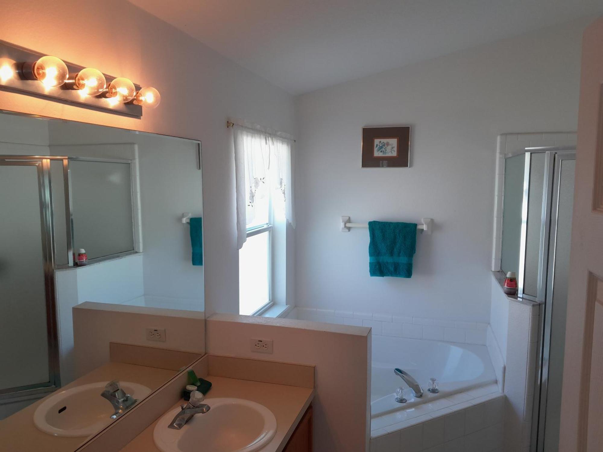 Three-Bedroom House In Clear Creek オーランド エクステリア 写真