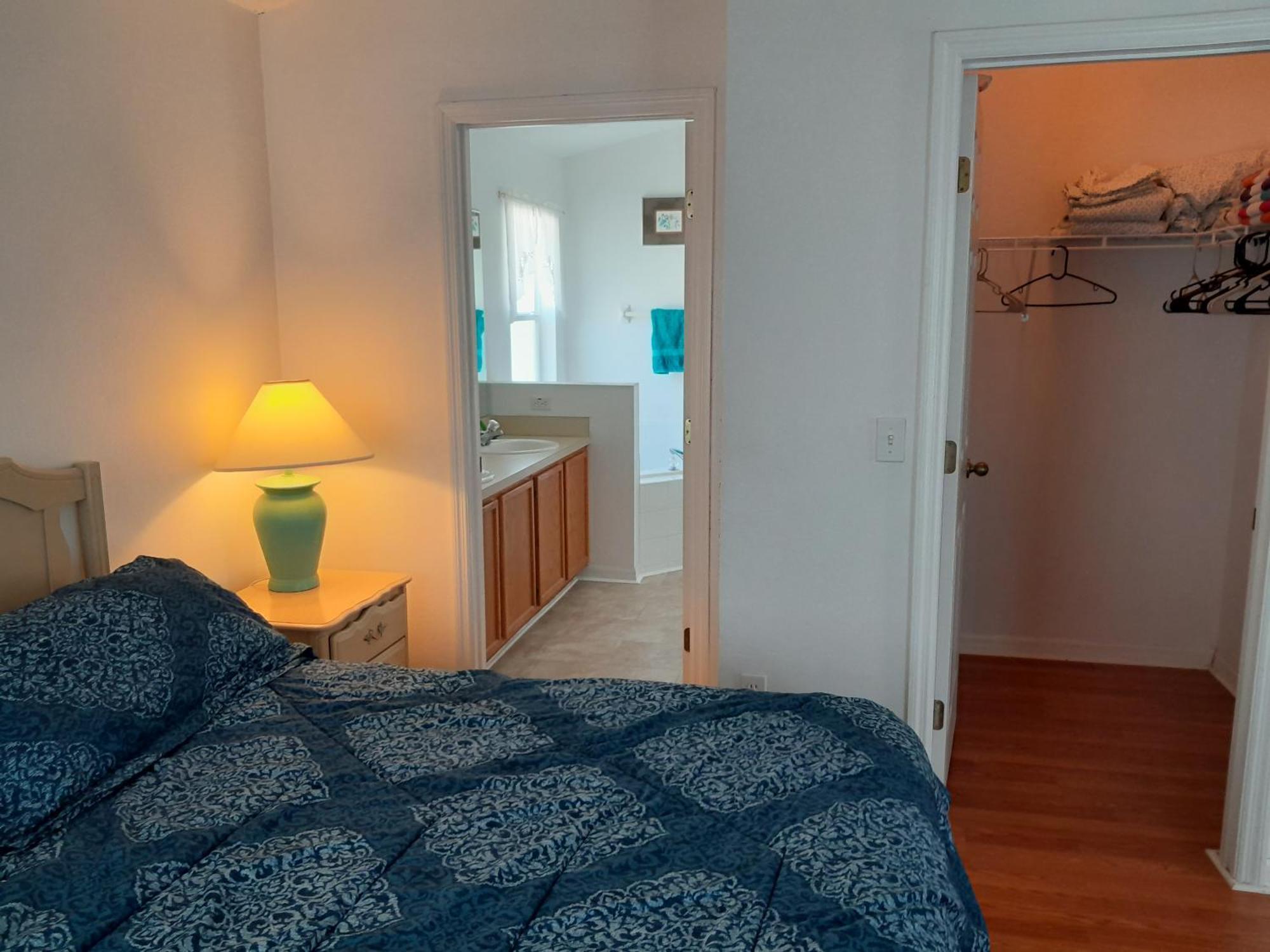 Three-Bedroom House In Clear Creek オーランド エクステリア 写真