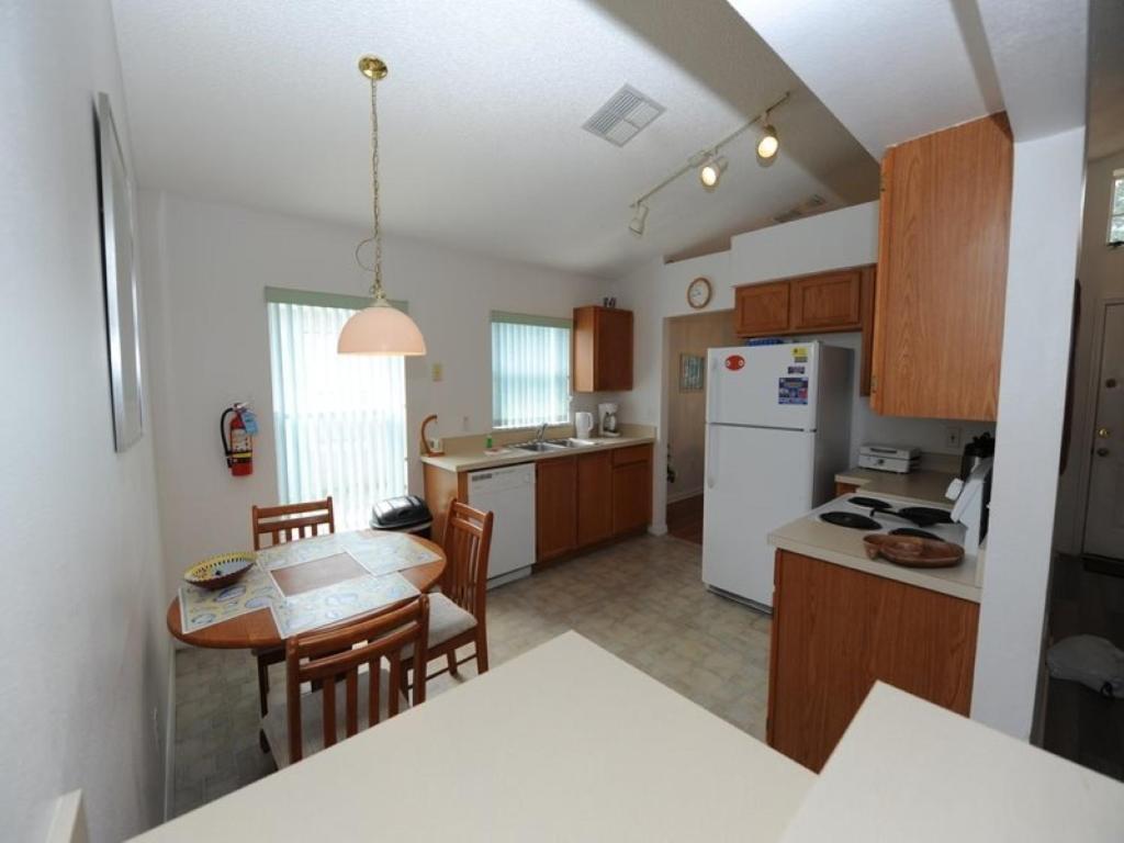 Three-Bedroom House In Clear Creek オーランド エクステリア 写真
